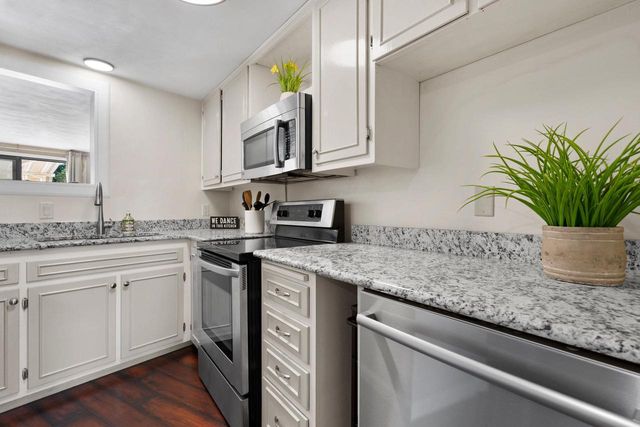4545 W PINE STREET, Appleton, WI 54914