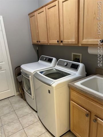 56334 Birkdale Drive, Macomb, MI 48042
