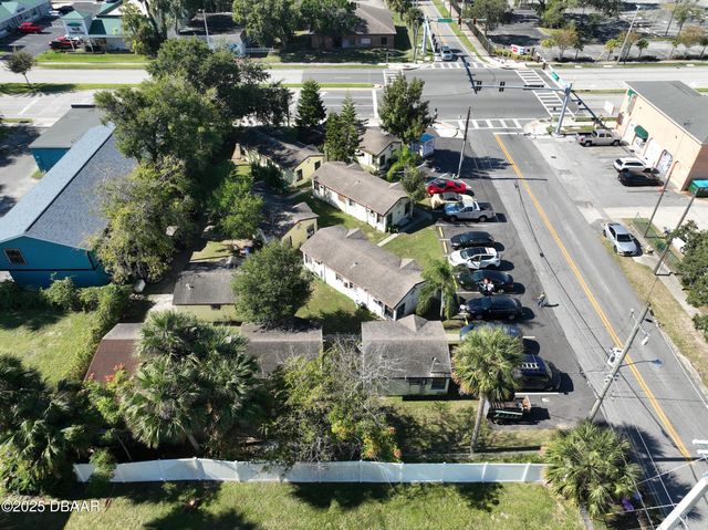 1245 Ridgewood Avenue, Holly Hill, FL 32117