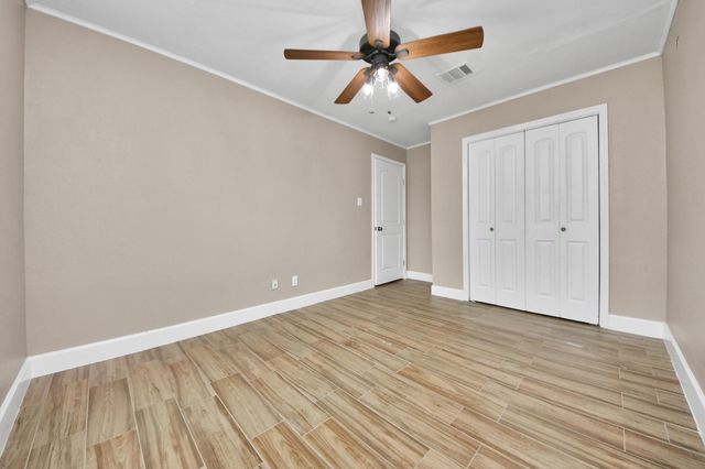 12733 7th Street, Santa Fe, TX 77510
