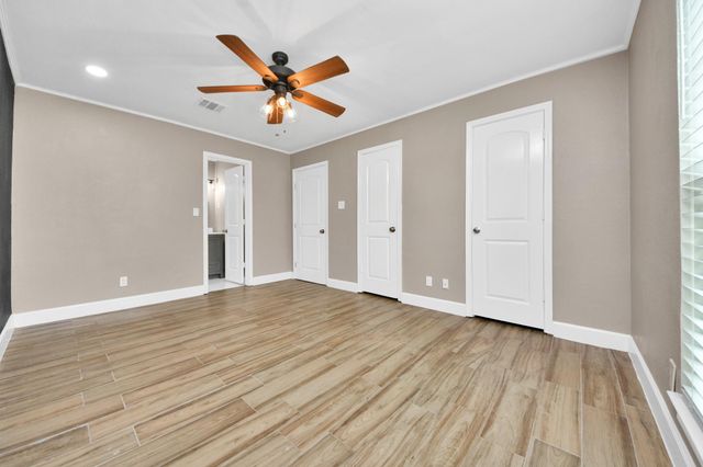 12733 7th Street, Santa Fe, TX 77510