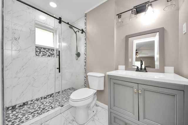 12733 7th Street, Santa Fe, TX 77510