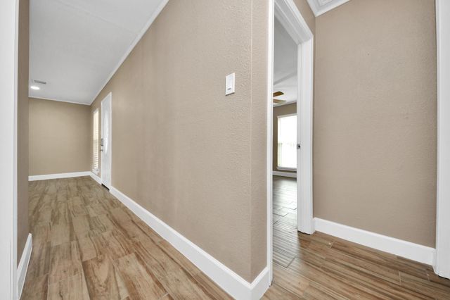 12733 7th Street, Santa Fe, TX 77510
