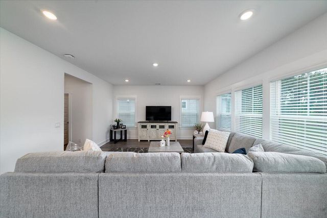 355 Calm Water Way, Summerville, SC 29486