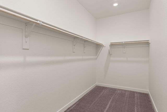 865 Calle De Las Rosas, Belen, NM 87002