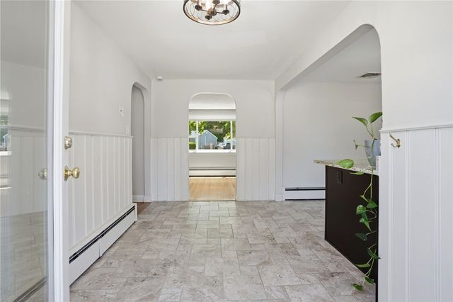 55 Blue Hill Drive, Warwick, RI 02886