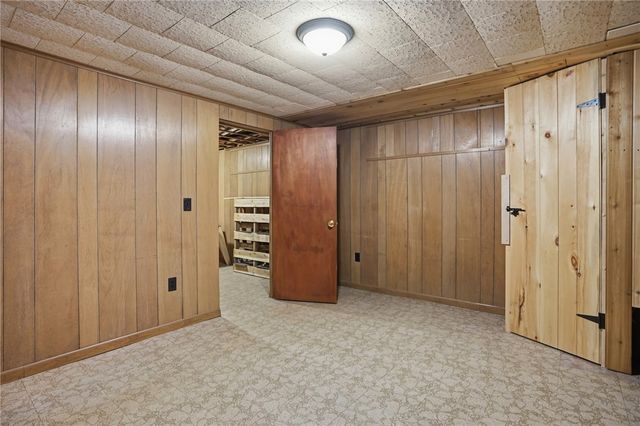 55 Blue Hill Drive, Warwick, RI 02886