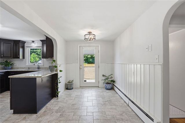 55 Blue Hill Drive, Warwick, RI 02886
