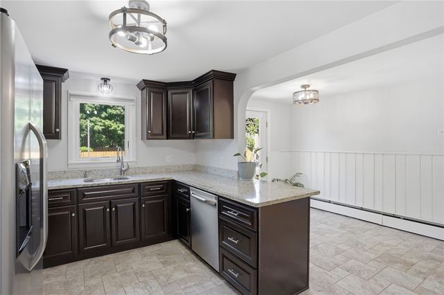55 Blue Hill Drive, Warwick, RI 02886