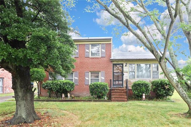 706 S Fallon CT, Hampton, VA 23661