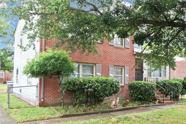 706 S Fallon CT, Hampton, VA 23661