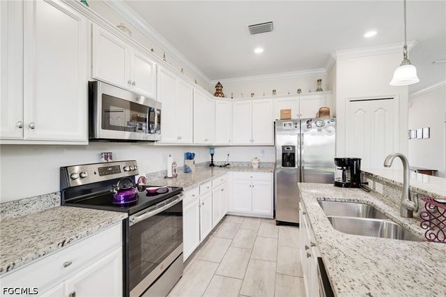 9732 Mirada BLVD, Fort Myers, FL 33908