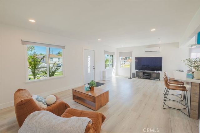 10246 Muroc St, Bellflower, CA 90706