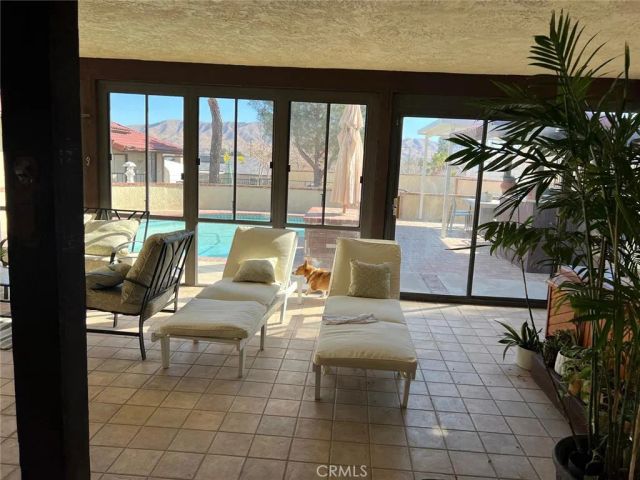 9535 Timberlane Avenue, Hesperia, CA 92345