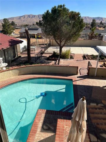 9535 Timberlane Avenue, Hesperia, CA 92345