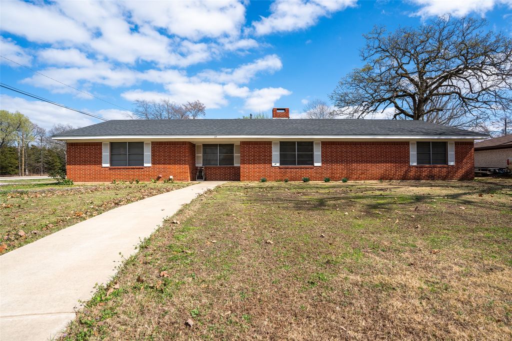 15 SW 45th, Paris, TX 75460