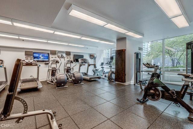 505 N Mcclurg Court 2402, Chicago, IL 60611