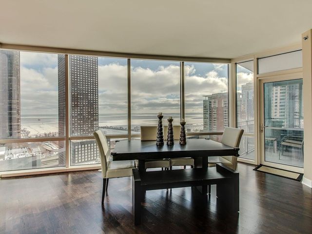 505 N Mcclurg Court 2402, Chicago, IL 60611