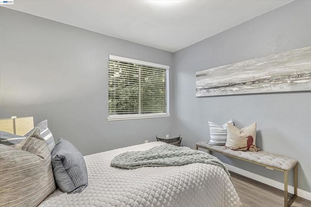 1775 Panda Way 103, Hayward, CA 94541