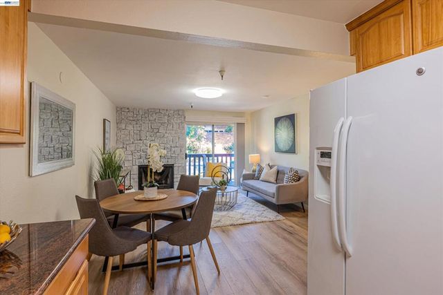 1775 Panda Way 103, Hayward, CA 94541