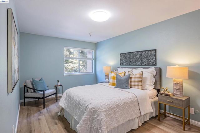 1775 Panda Way 103, Hayward, CA 94541