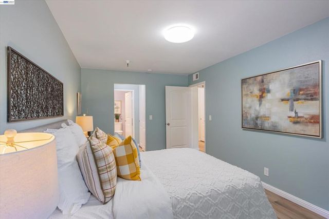1775 Panda Way 103, Hayward, CA 94541
