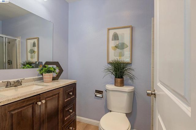 1775 Panda Way 103, Hayward, CA 94541
