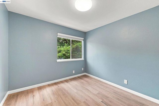 1775 Panda Way 103, Hayward, CA 94541