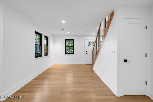 516 River Road, Fair Haven, NJ 07704