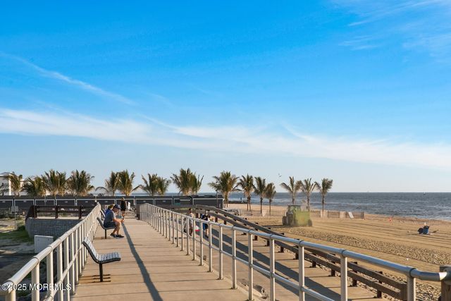 516 River Road, Fair Haven, NJ 07704