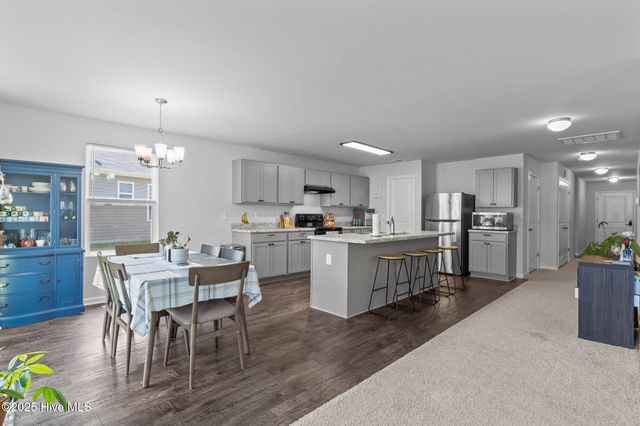 1696 W Coronado Avenue, Bolivia, NC 28422