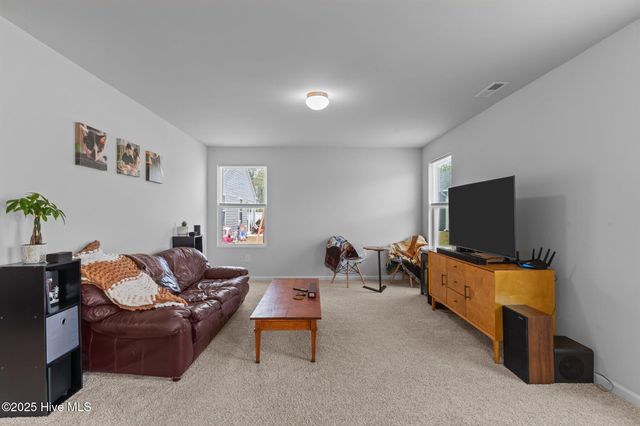1696 W Coronado Avenue, Bolivia, NC 28422