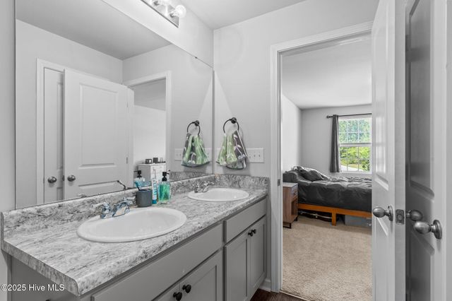 1696 W Coronado Avenue, Bolivia, NC 28422