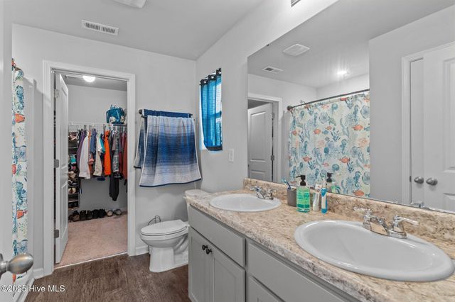 1696 W Coronado Avenue, Bolivia, NC 28422