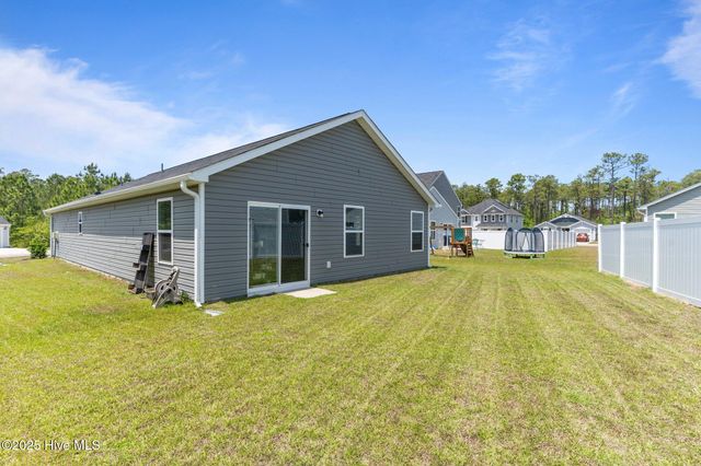 1696 W Coronado Avenue, Bolivia, NC 28422