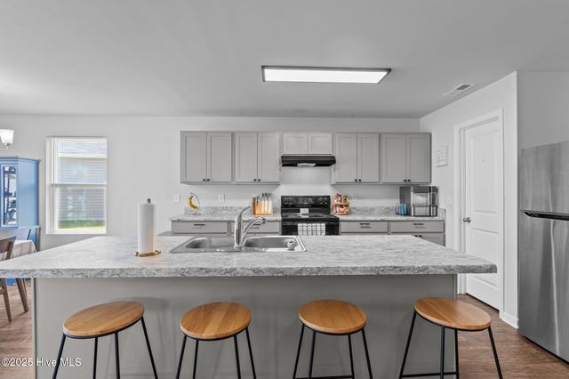 1696 W Coronado Avenue, Bolivia, NC 28422