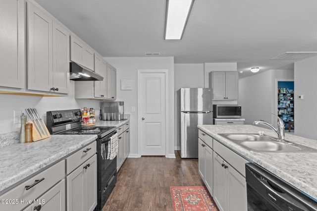 1696 W Coronado Avenue, Bolivia, NC 28422
