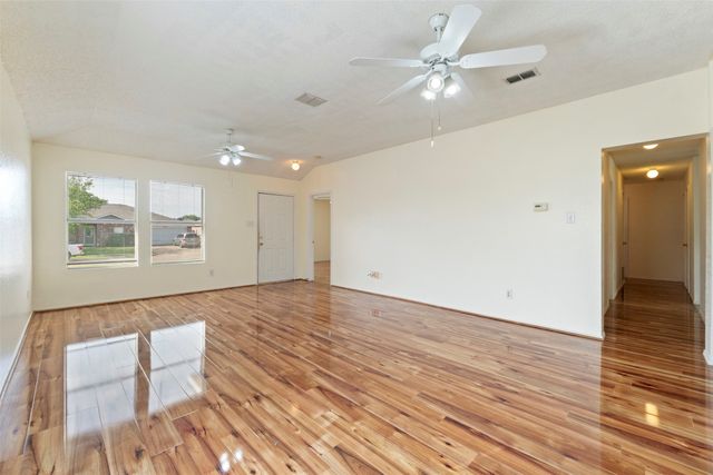 3605 Snead Court, Arlington, TX 76014