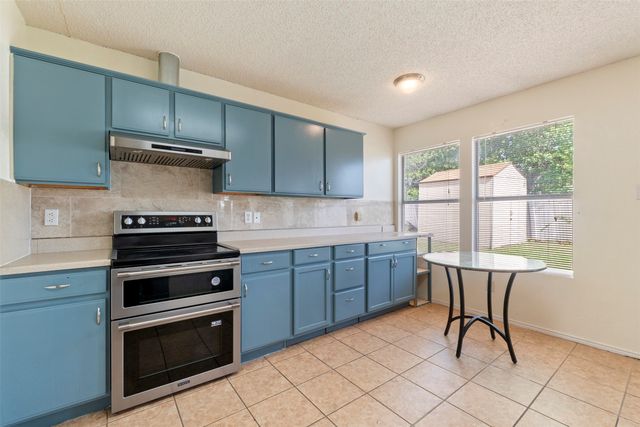 3605 Snead Court, Arlington, TX 76014