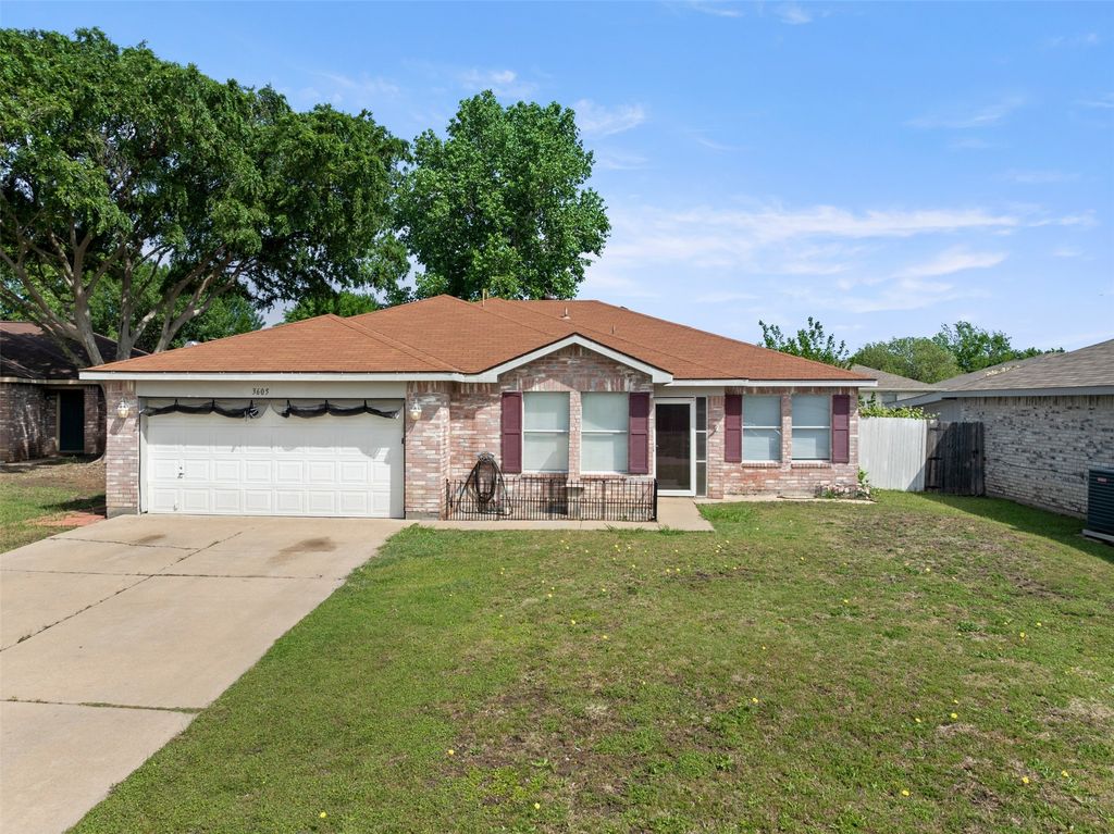 3605 Snead Court, Arlington, TX 76014