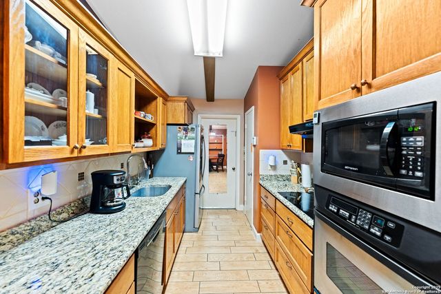 4015 Hillswind, San Antonio, TX 78217