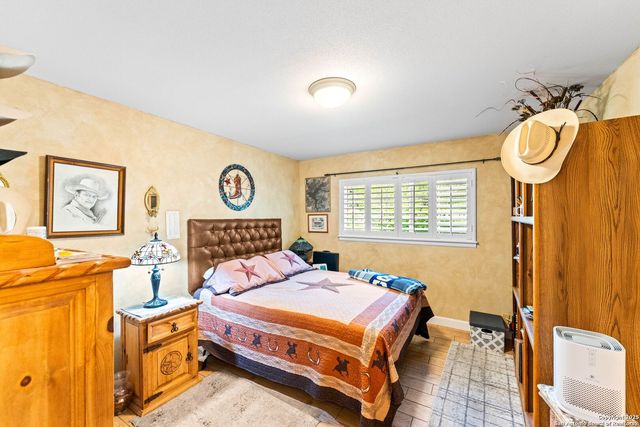 4015 Hillswind, San Antonio, TX 78217