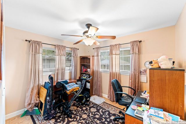 4015 Hillswind, San Antonio, TX 78217