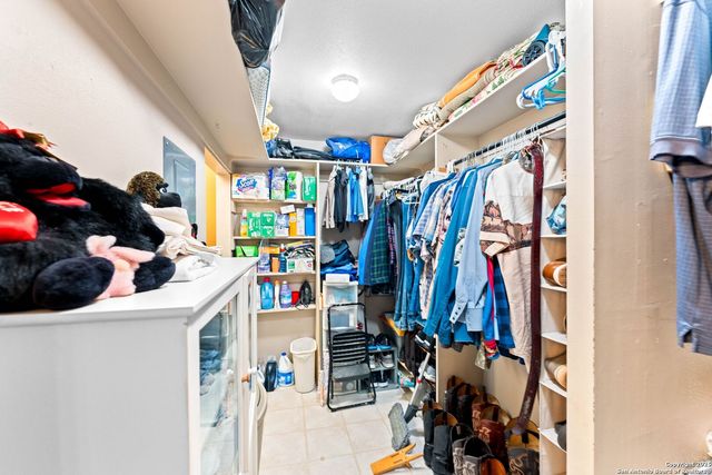 4015 Hillswind, San Antonio, TX 78217