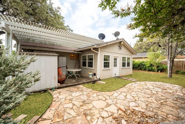 4015 Hillswind, San Antonio, TX 78217