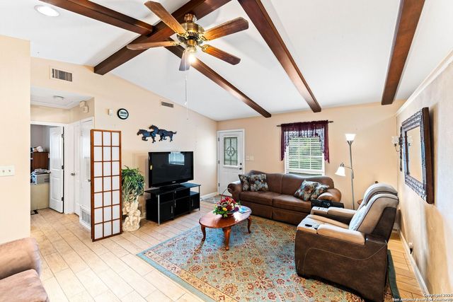 4015 Hillswind, San Antonio, TX 78217