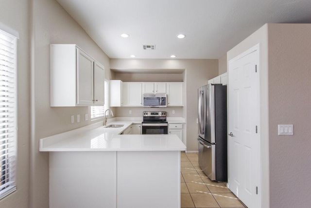 2189 S 88th Avenue, Tolleson, AZ 85353