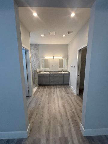 127 NW 9th Avenue, Delray Beach, FL 33444