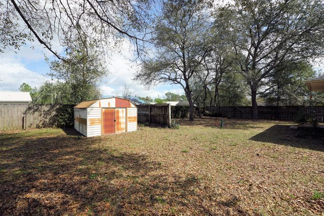 1003 Quigley Drive, Crestview, FL 32536