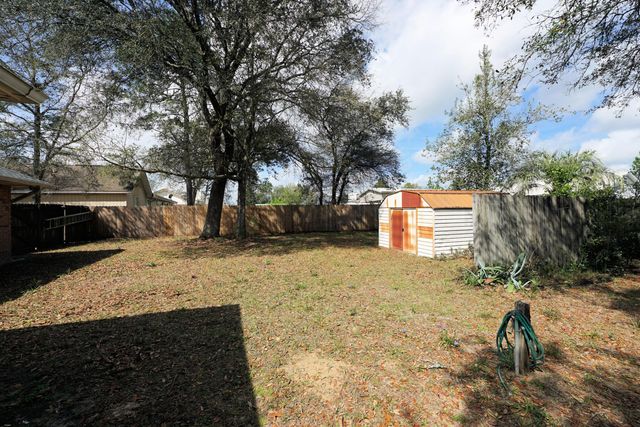 1003 Quigley Drive, Crestview, FL 32536